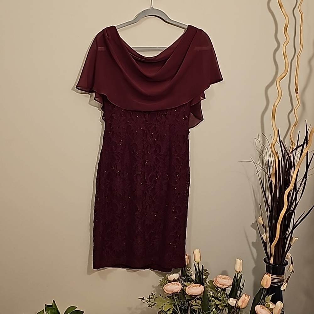 Jessica Howard Size 6 maroon cocktail dress
